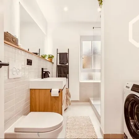 Modern & Gemuetlich - Wohnen Am Senkelbach, Fusslaeufig Zur Augsburger Altstadt! Apartment *